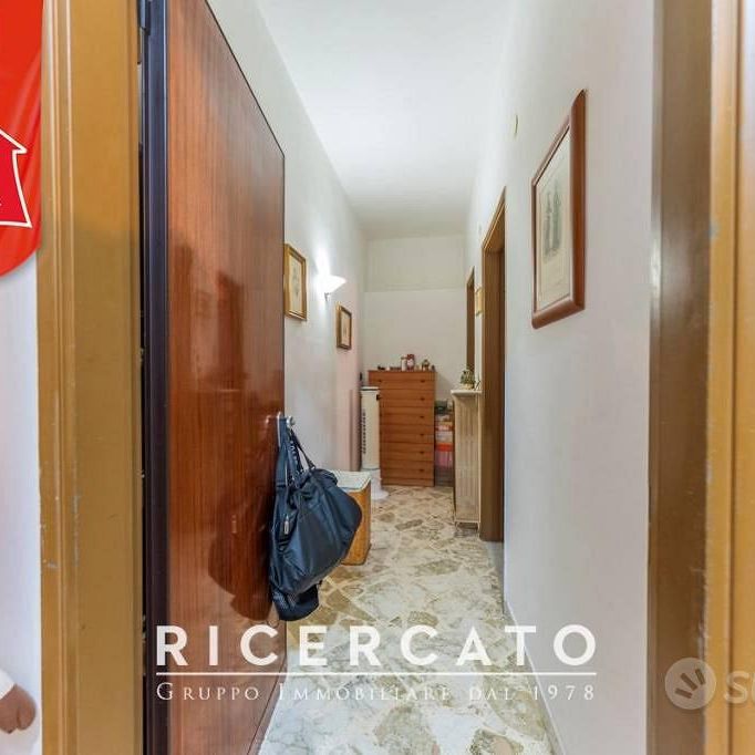 Luminoso appartamento in via G. Oberdan arredato - Foto 1