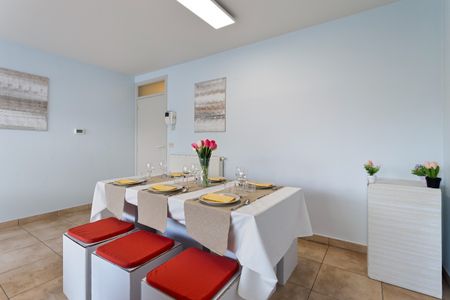 Appartement te huur met 2 slaapkamers in centrum Waregem - Photo 4