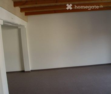 Schöne 2,5 Zimmer Wohnung mit Autoabstellplatz + Kellerraum - Foto 5