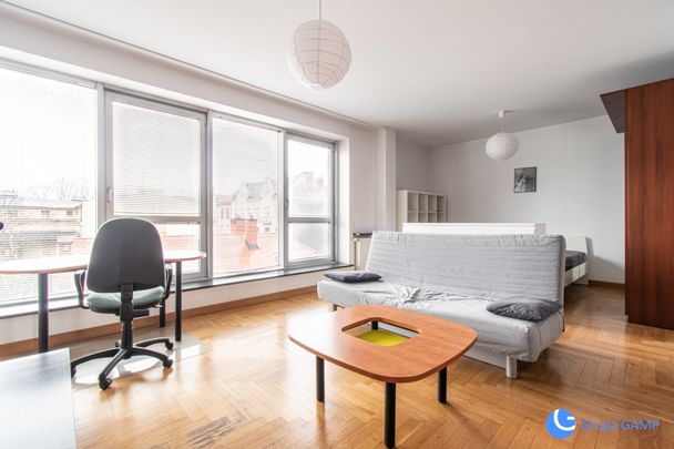 Kawalerka przy Karmelickiej 47m2, Stare Miasto. - Photo 1