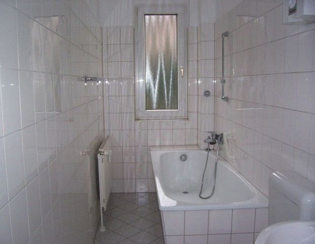 2-Zimmer-Wohnung mit Balkon ! - Foto 1