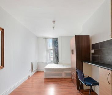 Studio to rent - Photo 3