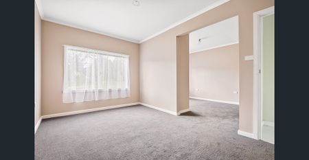 Country Charm - Photo 2