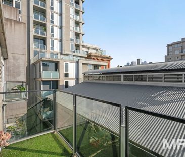 403/201 Powlett Street, East Melbourne - Photo 1