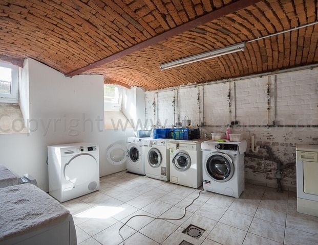 80m² 2 Zimmerwohnung mit Wintergarten & Carport in Plauen-Westend – Aufzug vorhanden - Photo 1