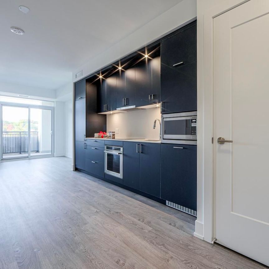 For Lease - 259 The Kingsway N/A Unit# 412, Toronto, Ontario - Photo 1