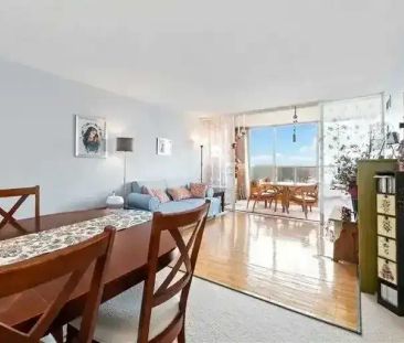 Dufferin Place Spacious Apartment! | 5100 Dorchester Road, Niagara ... - Photo 1