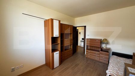 Apartament cu 2 dormitoare de închiriat, 60 mp, zona Centru - Photo 3
