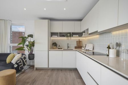 2 bedroom flat to rent - Photo 2