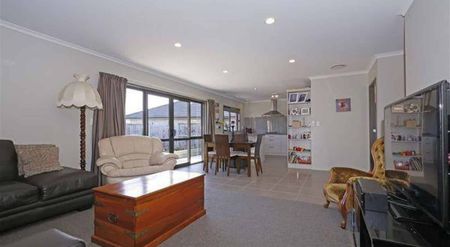 Hunting for Huntington - Photo 2