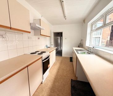 3 bedroom terraced house to rent - Photo 6