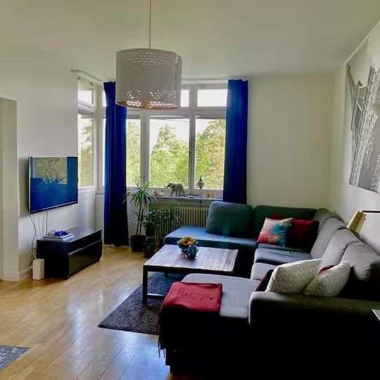 Brådstupsvägen, Hägersten - Photo 1