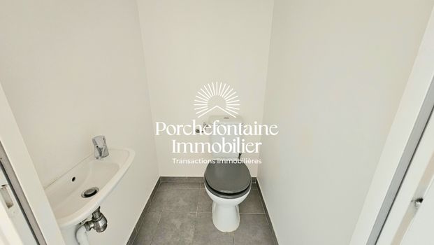Location Appartement 4 pièces 111m² VERSAILLES 78000 - Photo 1