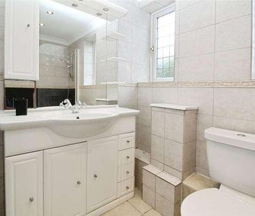 Portnoi Close, Romford, RM1 - Photo 6