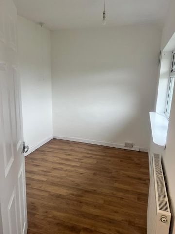 3 bedroom detached house to rent - Photo 3