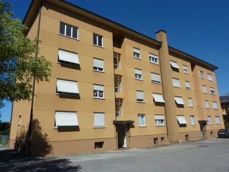 Rent a 3 rooms apartment in Courgenay - Photo 2