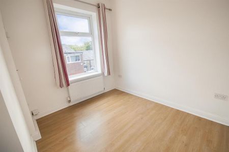 3 bedroom house to rent - Photo 2