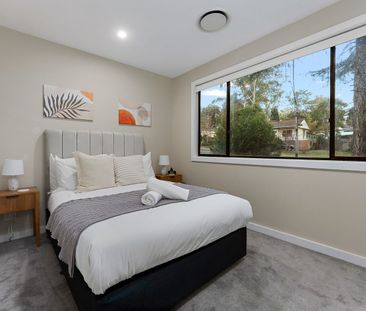 Fully Furnished Entertainers Home Ready To Move In - Photo 2