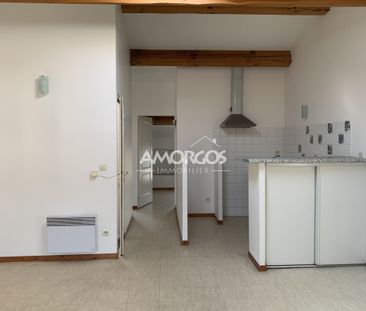 A LOUER T2 47 m2 ETAGE 3/3 sans ascenseur - Photo 1