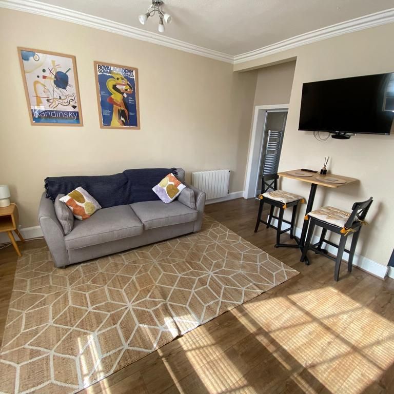 1 bedroom apartment to rent - Photo 1