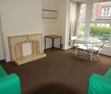 6 bedroom 3 bathrooms - Photo 3