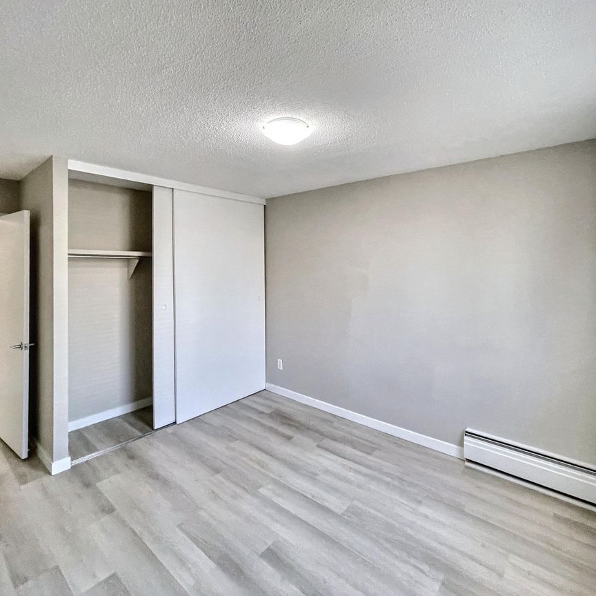 824 13 Avenue SW, Alberta, T2R 0L2, Calgary - Photo 1