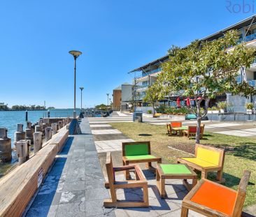 Fully furnished apartment with extra space for working from home, i... - Photo 4