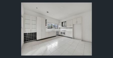 Welcome to Unit 2/50 Hotham Street, Hughesdale! - Photo 4