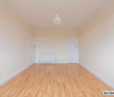 3 bed Flat in Oxgangs Road North , Edinburgh, EH13 9EA - Photo 6