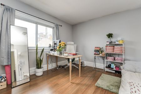 1074 Gladstone Avenue - 2B - Photo 3