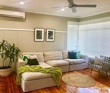 WELL PRESENTED FAMILY HOME! - Photo 1