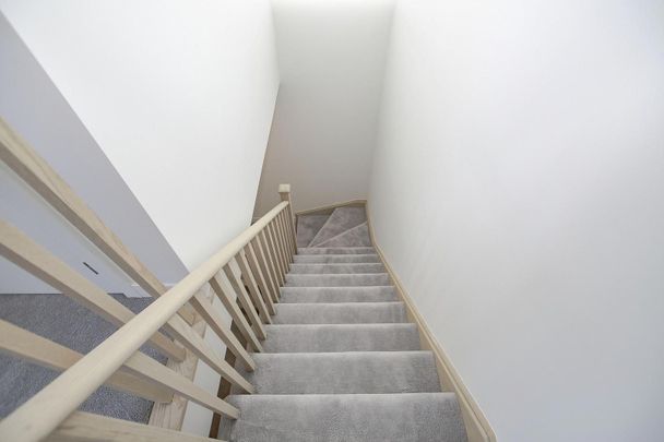 For Lease - 3556 Colonial Drive Unit# 4, Mississauga, Ontario - Photo 1