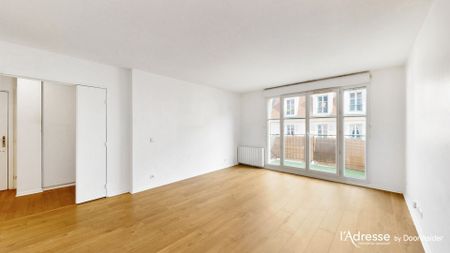 Location appartement 4 pièces, 81.88m², Le Plessis-Robinson - Photo 3