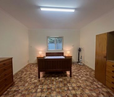 Tamworth Furnished Accommodation East - Photo 3