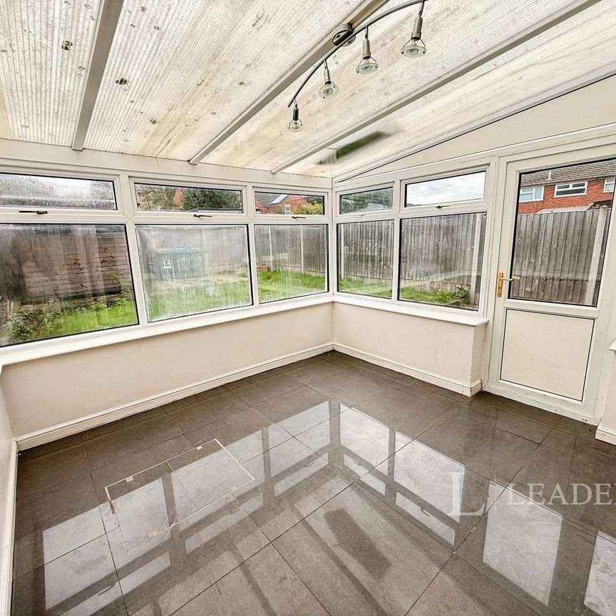4 bedroom semi-detached to rent Wood Hill Rise, Coventry, CV6 - Photo 1