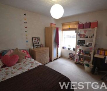 3 Bed - Queens Road, Reading - Photo 5