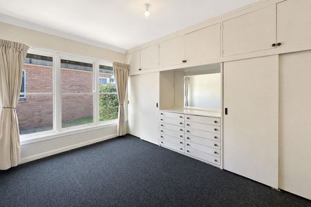 PLENTY OF SPACE TO SPARE! - Photo 3