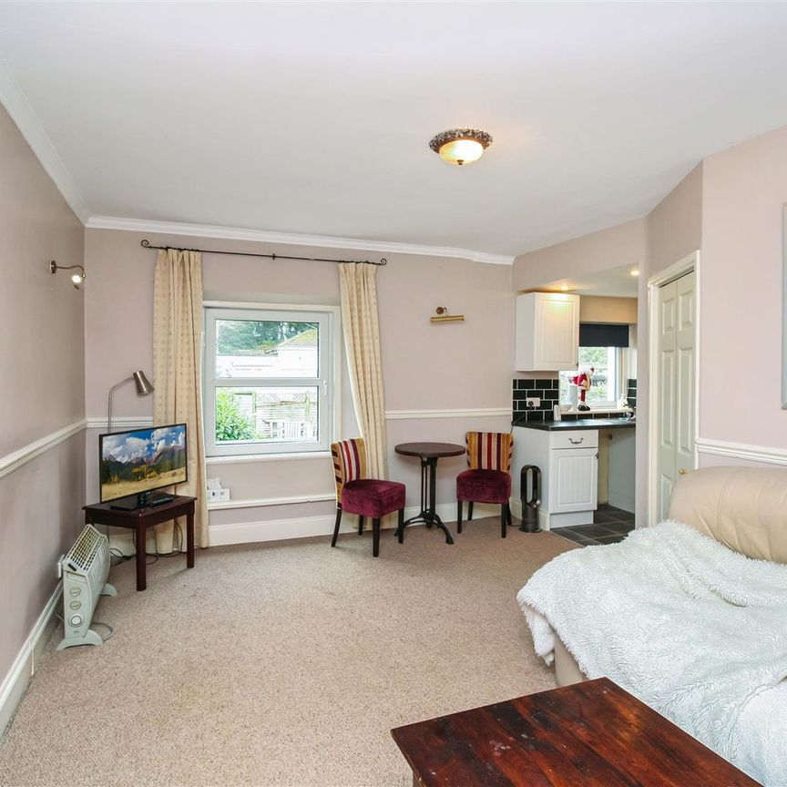 Seymour Road, Mannamead, Plymouth - Photo 1