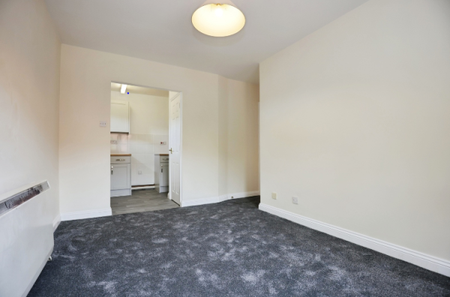 Vinery Court, Stratford-upon-Avon, CV37 - Photo 3