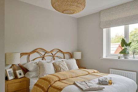 4 bedroom detached house to rent - Photo 3