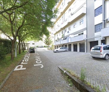 Equipped and furnished 3 bedroom duplex apartment in S. José S. Láz... - Photo 1