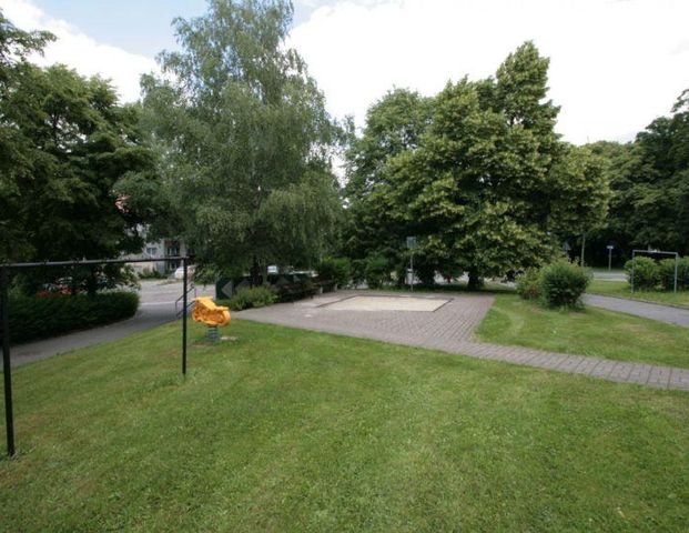 2-Raum-Wohnung im Erdgeschoss mit Balkon auf dem Kapellenberg - Foto 1