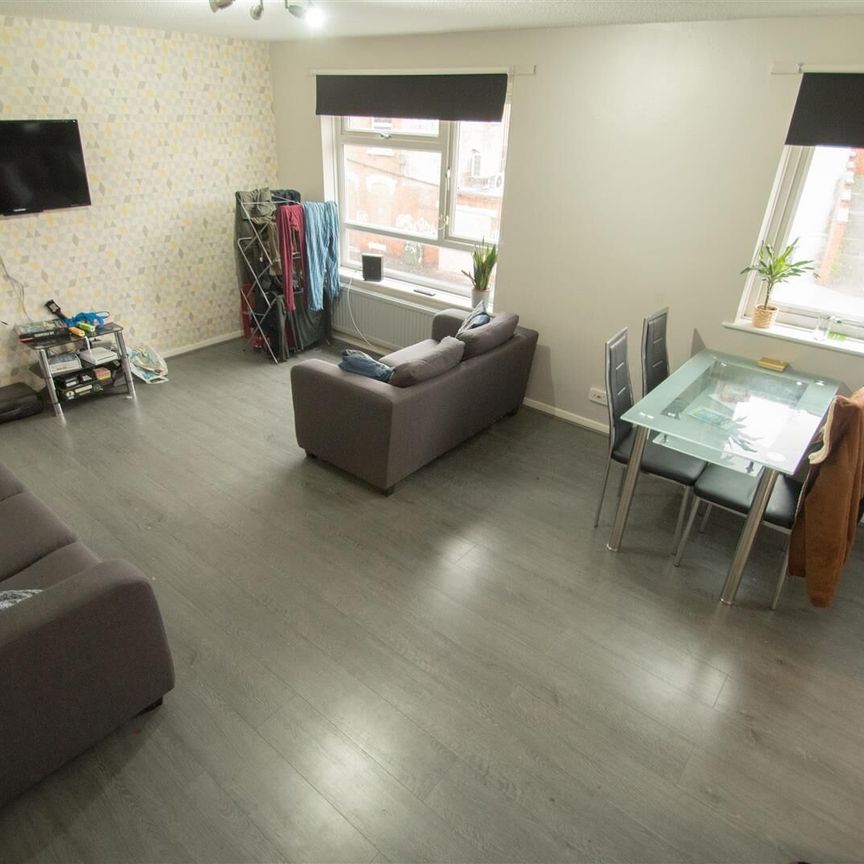 Westfield Court, Westfield Road, Hyde Park, LS3 1DL, Leeds - Photo 1