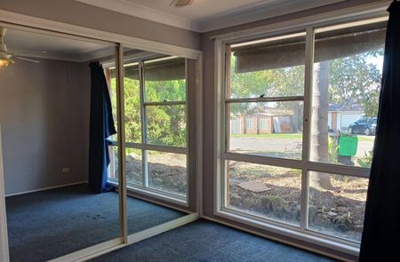 4 Bedroom ensuite bathroom garage - Photo 4