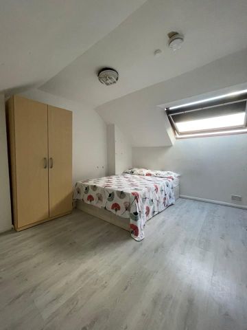 Room in a Shared House, Ashmount Road, N15 - Photo 2