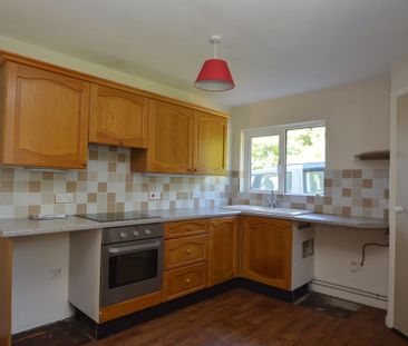 2 bedroom detached bungalow to rent - Photo 4