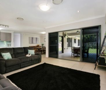 Beautiful Family Home in Edenbrooke Estate - Photo 5