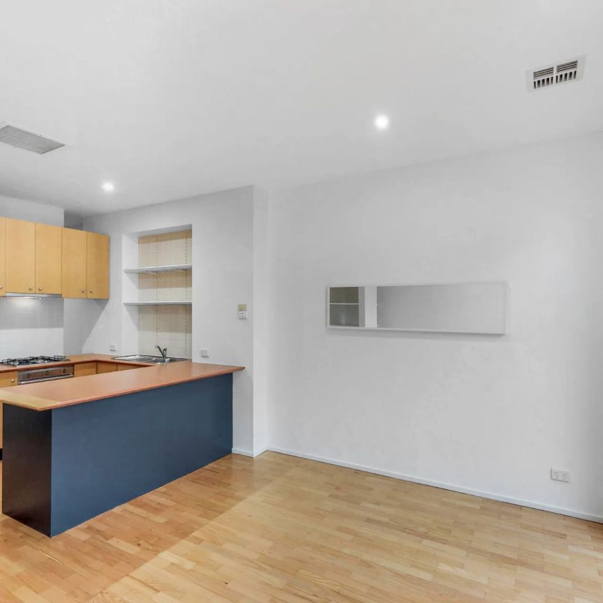 Stylish Two-Bedroom Townhouse - Photo 1