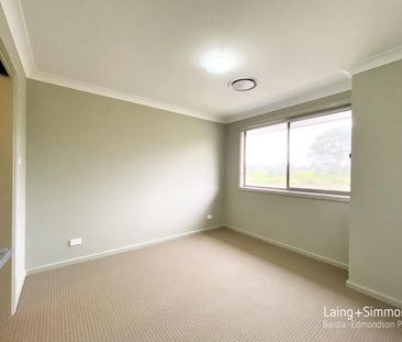 Modern Family Home | Spacious Backyard | Extra Family Area - Photo 3