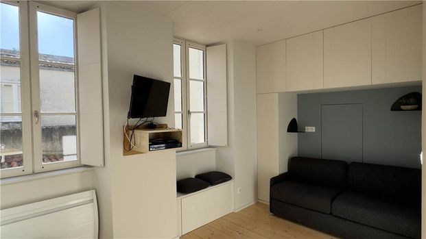 Location Appartement 1 pièce 17m² LA ROCHELLE 17000 - Photo 1